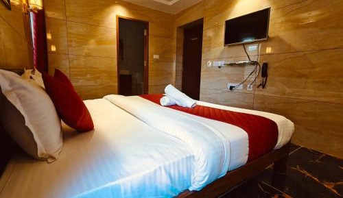 Queen Room