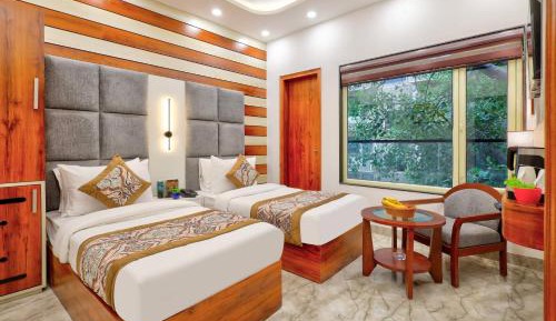 Premium Double or Twin Room with Balcony