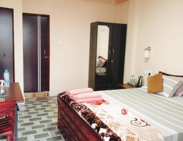 Double Room with Mountain View