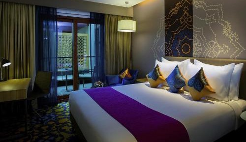 Premier room with Balcony with Complimentary Indian afternoon Tea @Alfresco , 20% off on Food & Soft Beverage & SPA, Early Check-in & Late Check-out (Subject to Availability) and Happy Hours 1+1 on IMFL at Silk Bar/Galleria