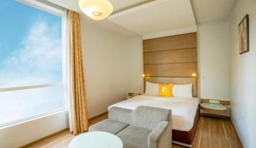 Superior King Room
