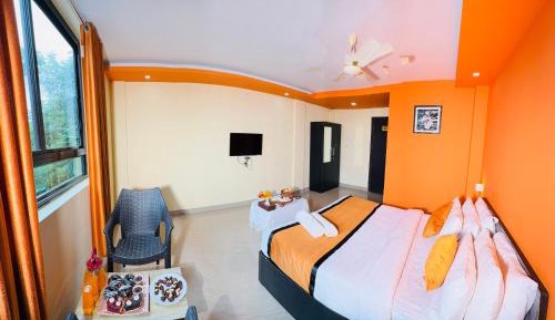 Double Room with Mountain View