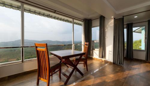 King Room with Balcony