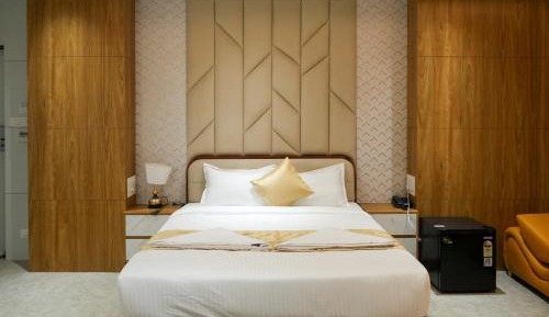 Superior King Room