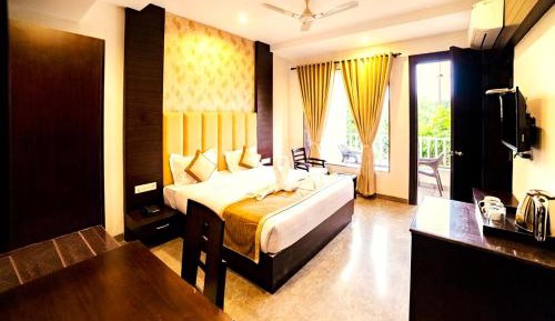 Deluxe Double Room with Balcony