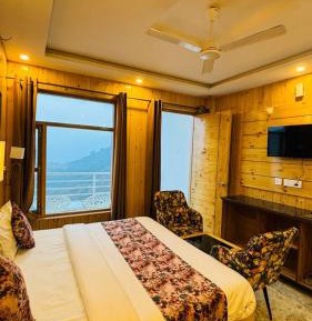 Queen Room with Balcony