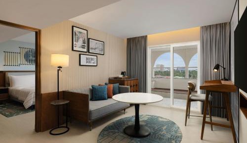 Suite King Backwater Island with Balcony 