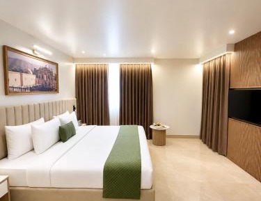 Club Twin Room With Balcony Enjoy Happy Hours with 1+1 offer Mocktail 5pm-7pm