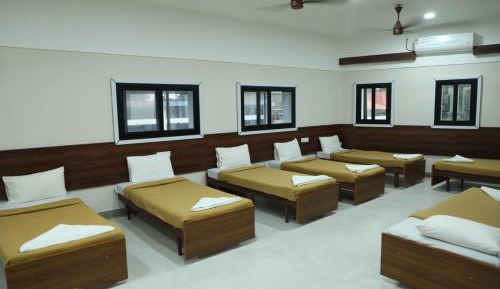Mixed Dormitory Room