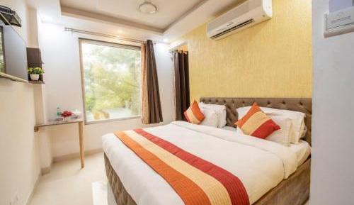 Deluxe Double Room with Shower