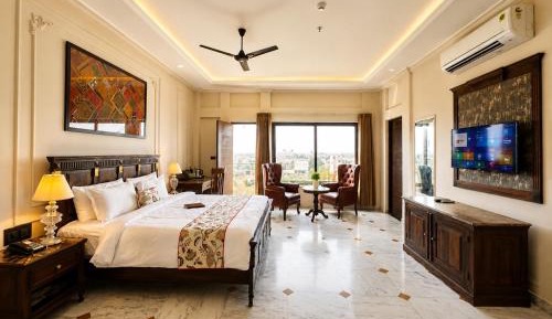 Royal Room (Free Pick Up From Railway/Airport/Bus Station)