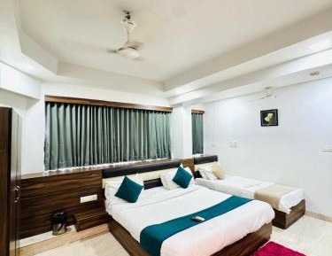 Luxury Triple Room