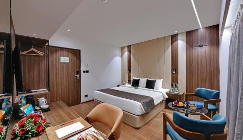 Superior King Room