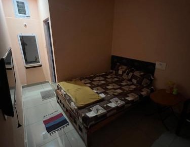 Single Room with Private Bathroom