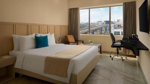 Winter Green Premium Queen Room with City View