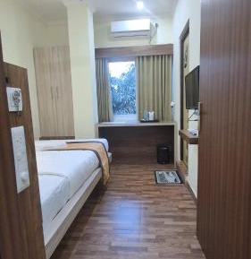 Superior Single Room