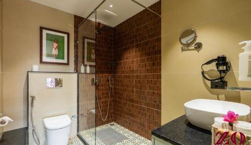 Signature Jacuzzi Suite
