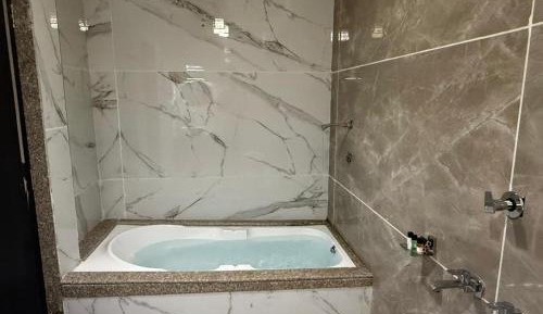 Suite with Pool View
