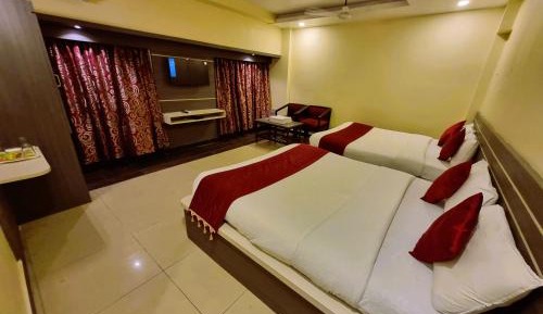 Deluxe Quadruple Room