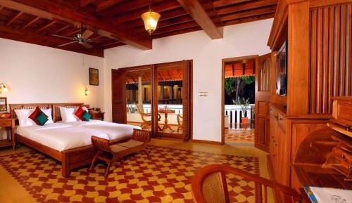  Heritage Pool View Room