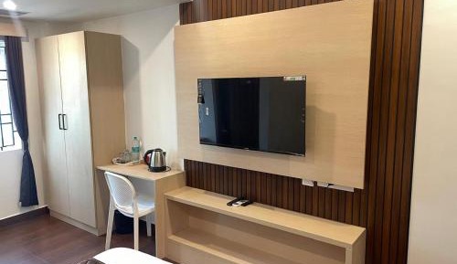 Deluxe Double Room (2 Adults + 1 Child)