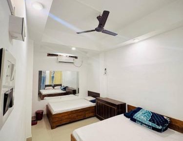 Large Twin Room