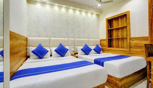 Deluxe Family Room