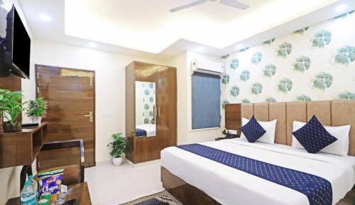 Deluxe Double Room with Balcony