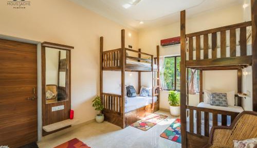 Bed in 4-Bed Mixed Dormitory Room