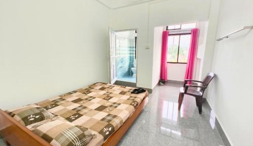 Deluxe Double Room with Shower