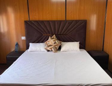 King Room with Pool View