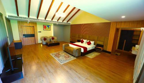 Villa with Private Pool (Complimentary Hi-Tea + 10% off on Food & Beverages with a-la-carte selection + 10% off on session of Spa + Free Breakfast)