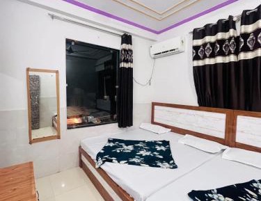 Triple Room with City View