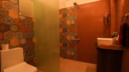Deluxe Double Room (2 Adults + 1 Child)