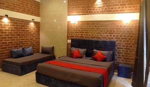 Luxury Triple Room