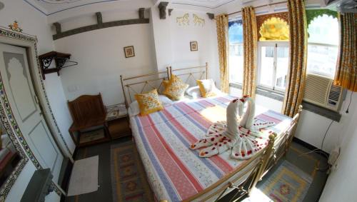 Deluxe Double Room with Lake View