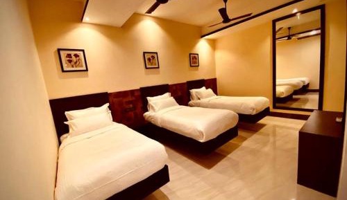 Luxury Triple Room