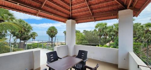 Villa with Sea View