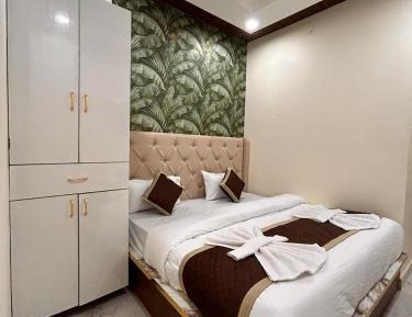 Single Room with Bath