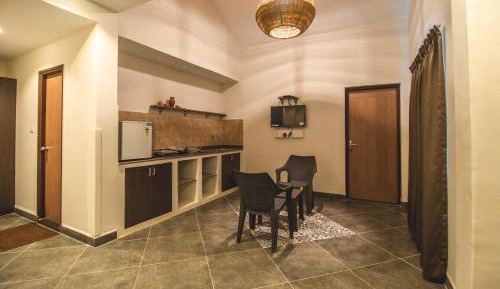 Deluxe King Studio
