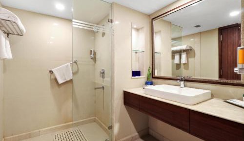 Superior King Room - 15% Off on F&B and Laundry
