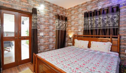 Double Glass Room