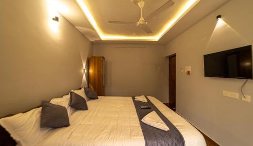 Triple Room with Balcony