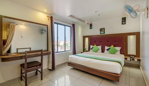 [Sanitized] Deluxe Double Room