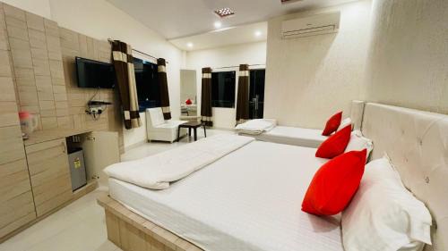 Triple Room with View