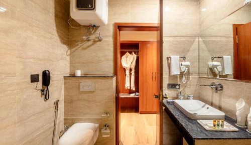 Superior King Room