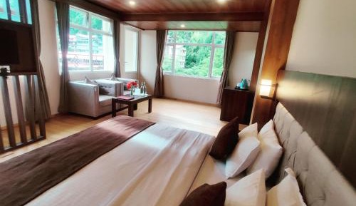 Superior King Room