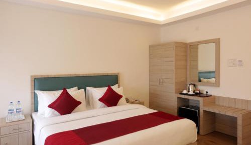 Premium Room with Balcony- 15% off on Water Sports and enjoy Happy Hours with 1+1 offer