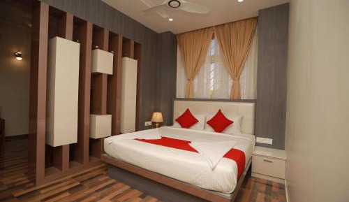 Deluxe King Suite