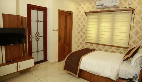 Deluxe Double or Twin Room